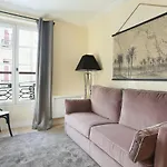 Residence Grands Boulevards By Studio Prestige